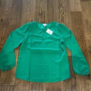 NWT J Crew women’s blouse. Green with keyhole. Sz XXS
